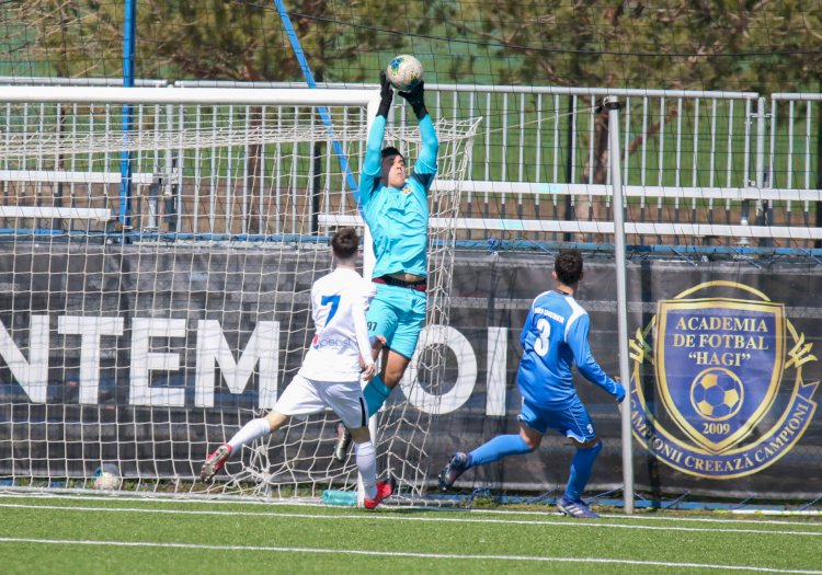 Fotbal/Teste reuşite pentru juniorii de la ACS Kinder Constanța