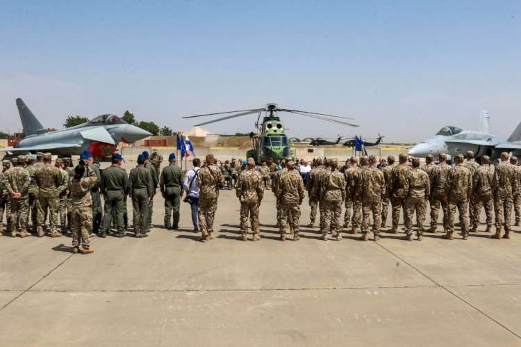 Ceremonie  de certificare a detașamentului Forțelor Aeriene Finlandeze, aflat în România pentru a executa misiuni de Poliție Aeriană Întărită sub comandă NATO.