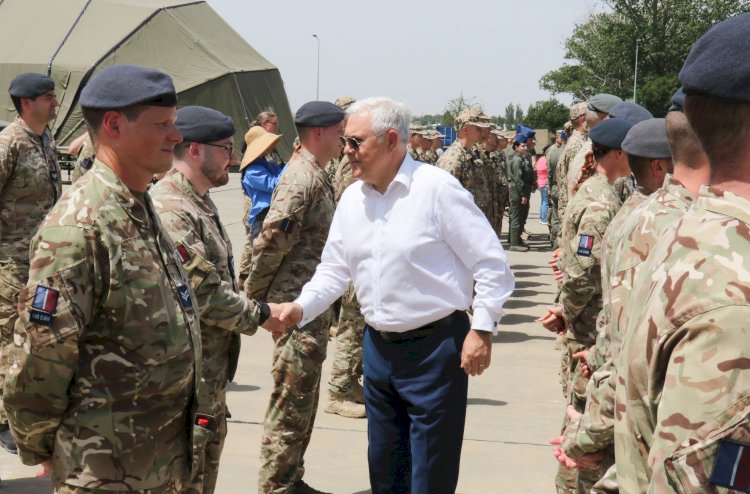 Ceremonie  de certificare a detașamentului Forțelor Aeriene Finlandeze, aflat în România pentru a executa misiuni de Poliție Aeriană Întărită sub comandă NATO.