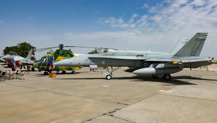 Ceremonie  de certificare a detașamentului Forțelor Aeriene Finlandeze, aflat în România pentru a executa misiuni de Poliție Aeriană Întărită sub comandă NATO.