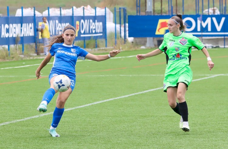 Superliga feminină, etapa 2: Farul - Vasas Odorhei 7-0 - Galerie Foto